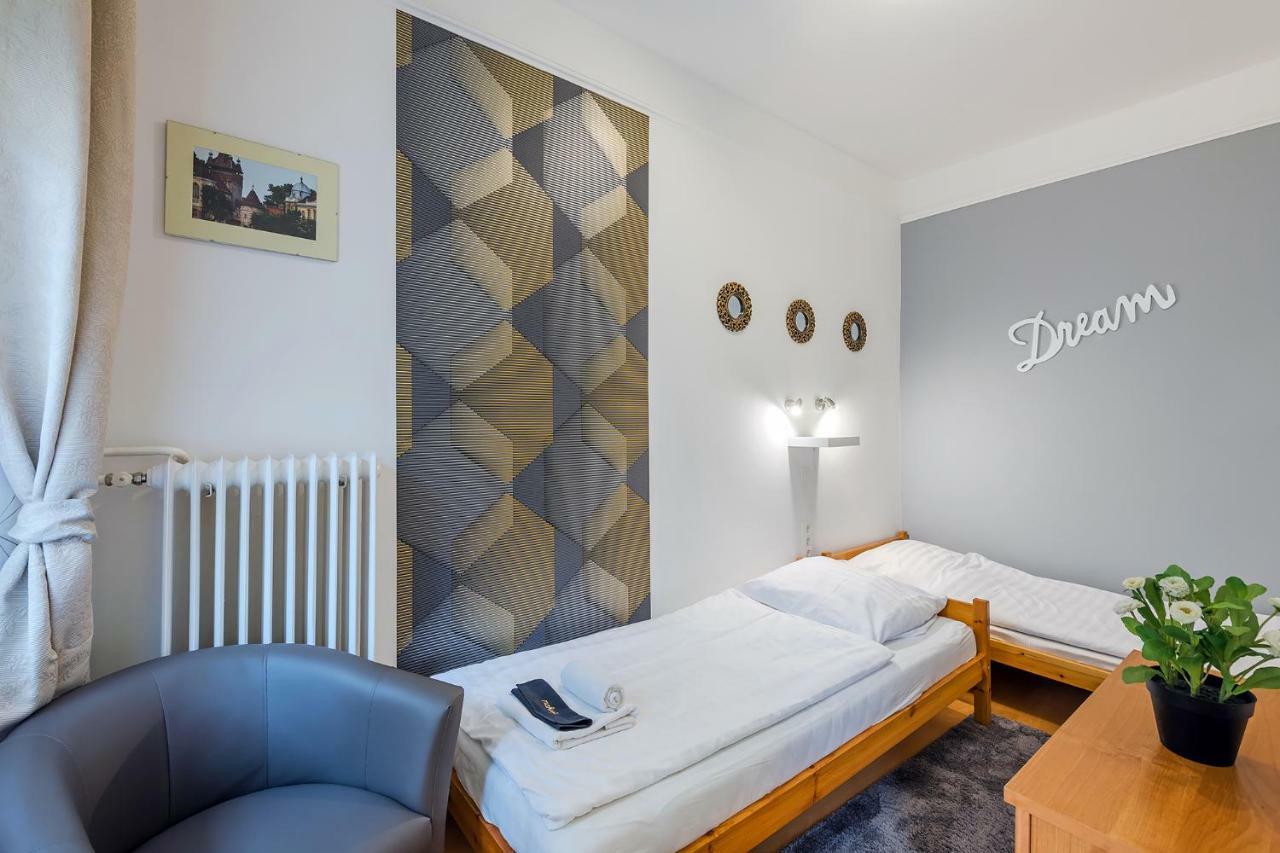 Parking, Ac, Wifi 2 Room Apartment In The Center Budapest Exterior photo